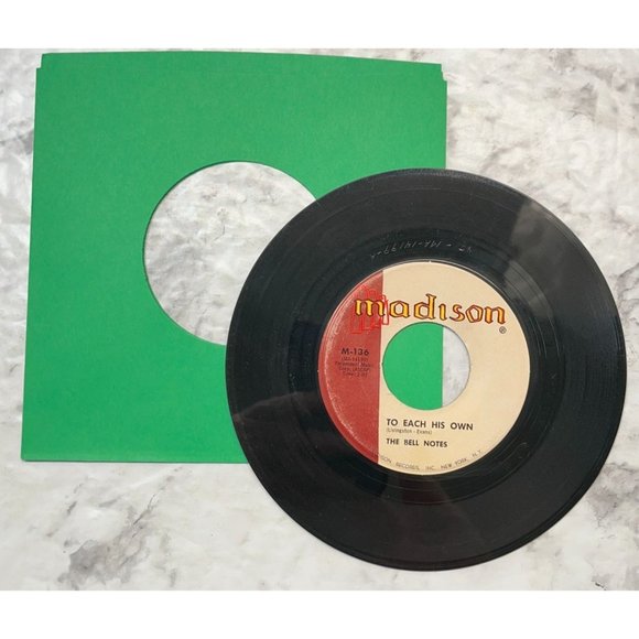 The Bell Notes Shortnin Bread / To Each His Own 45 Rock Madison 136 - Picture 5 of 6